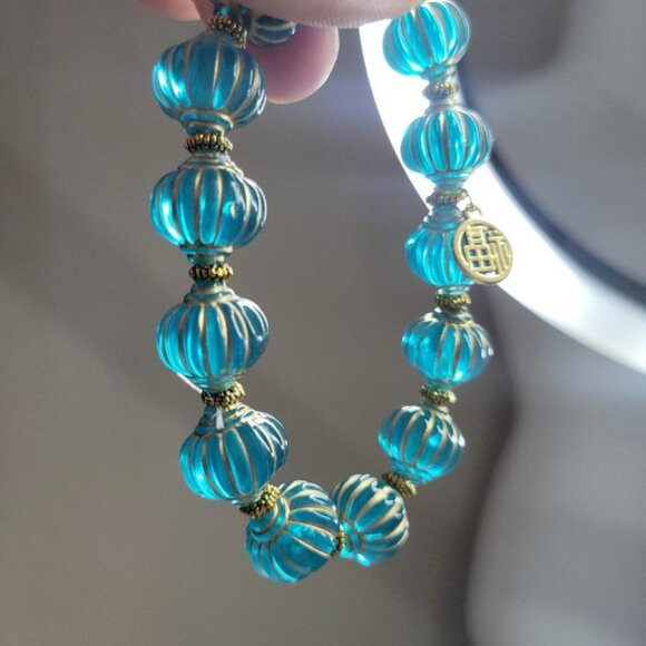 NWT Chinese Lantern Good Luck Fortune Charm Bracelet Green Blue Gold Stretch - Picture 3 of 6